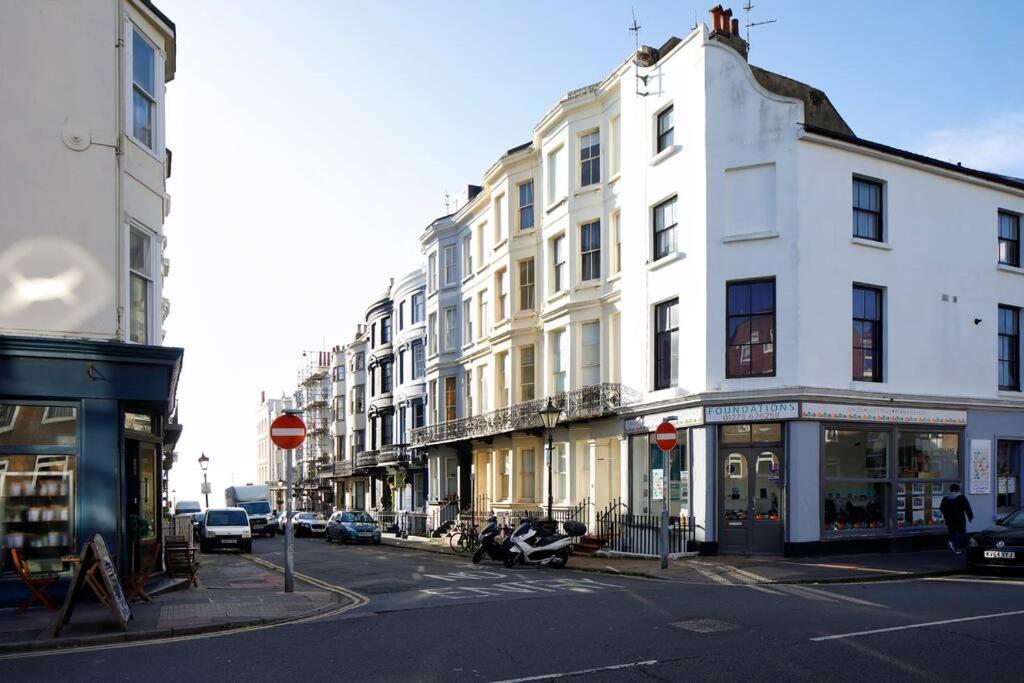 Cosy Studio Flat Moments From The Beach, Kemptown Brighton Екстер'єр фото